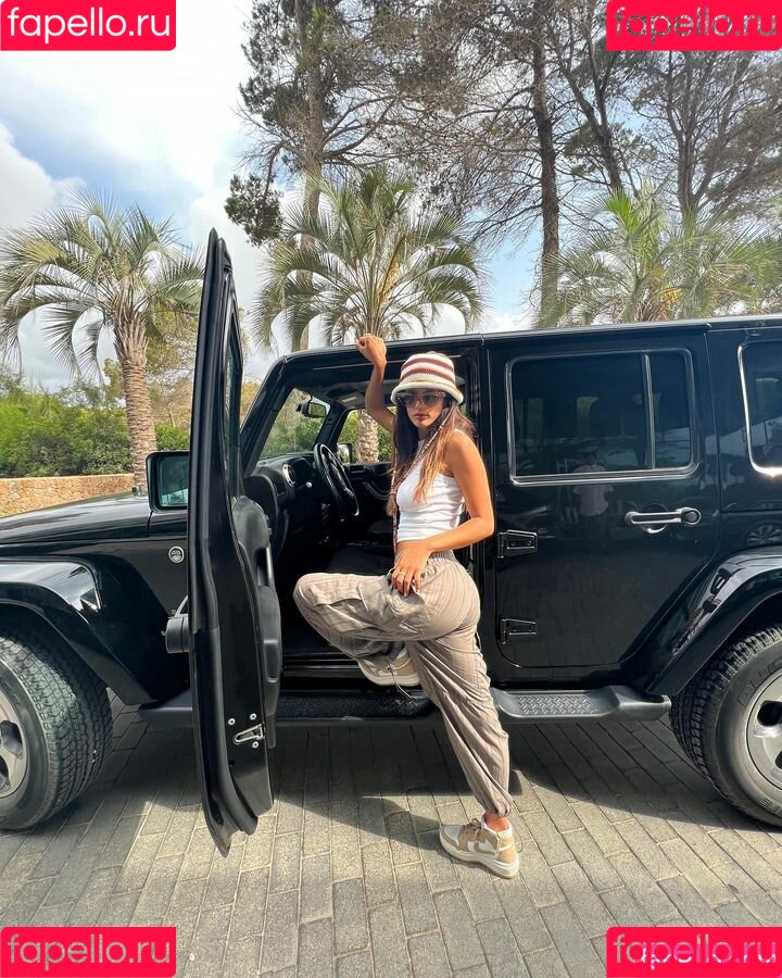 Maria Pedraza Onlyfans Photo Gallery 