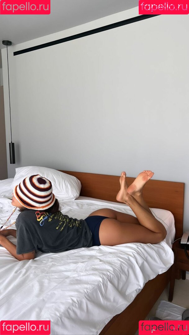 Maria Pedraza Onlyfans Photo Gallery 