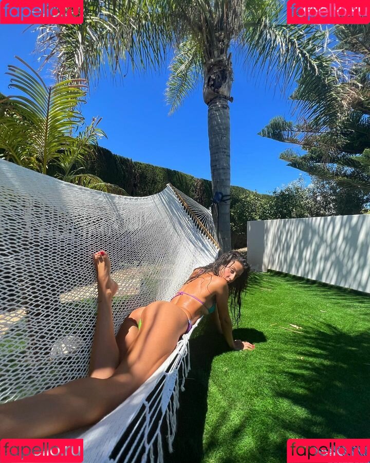 Maria Pedraza Onlyfans Photo Gallery 