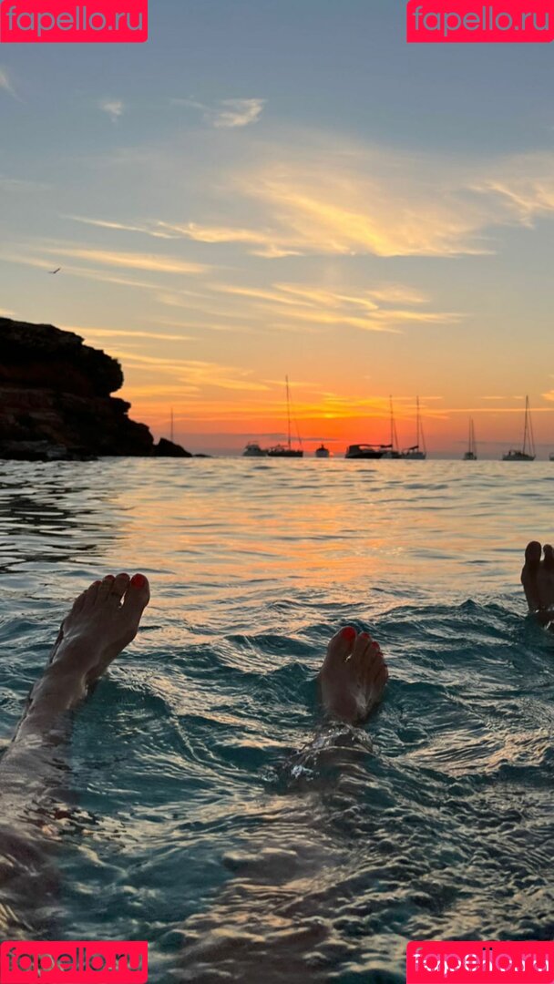 Maria Pedraza Onlyfans Photo Gallery 