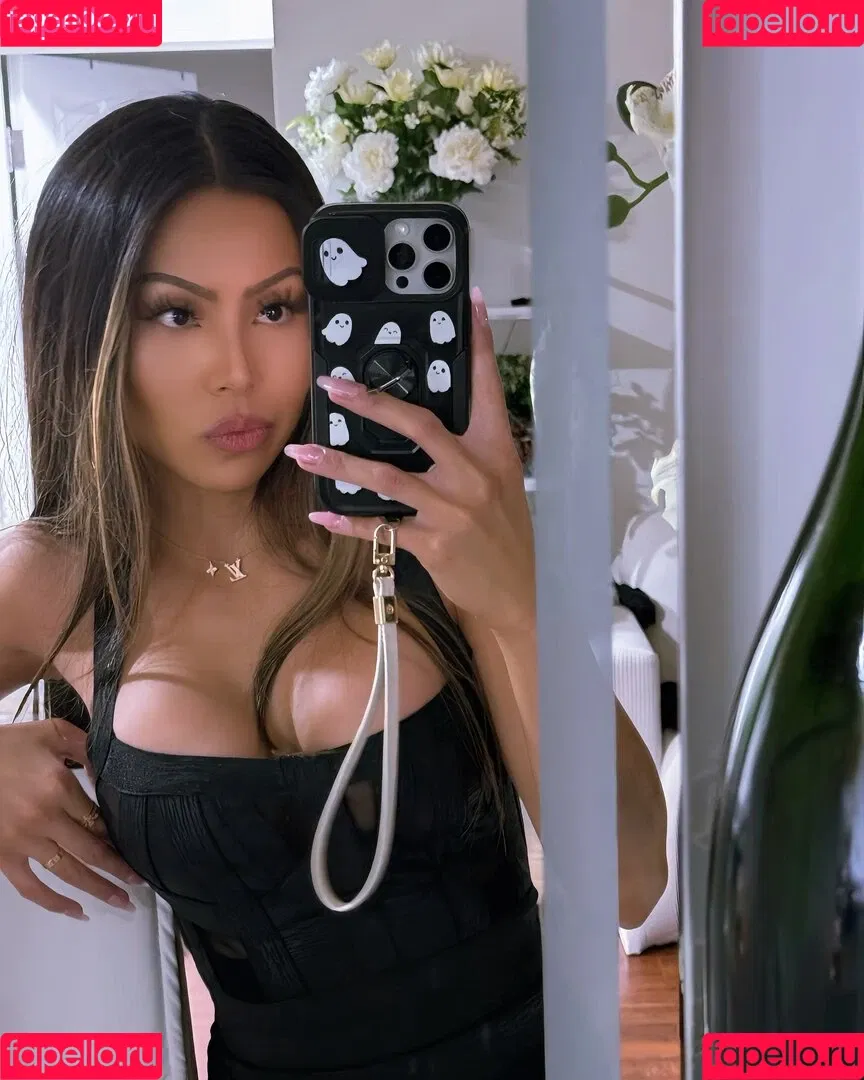Jane Yum / Jane Yumul / janeymeow / janeyum Onlyfans Photo Gallery 
