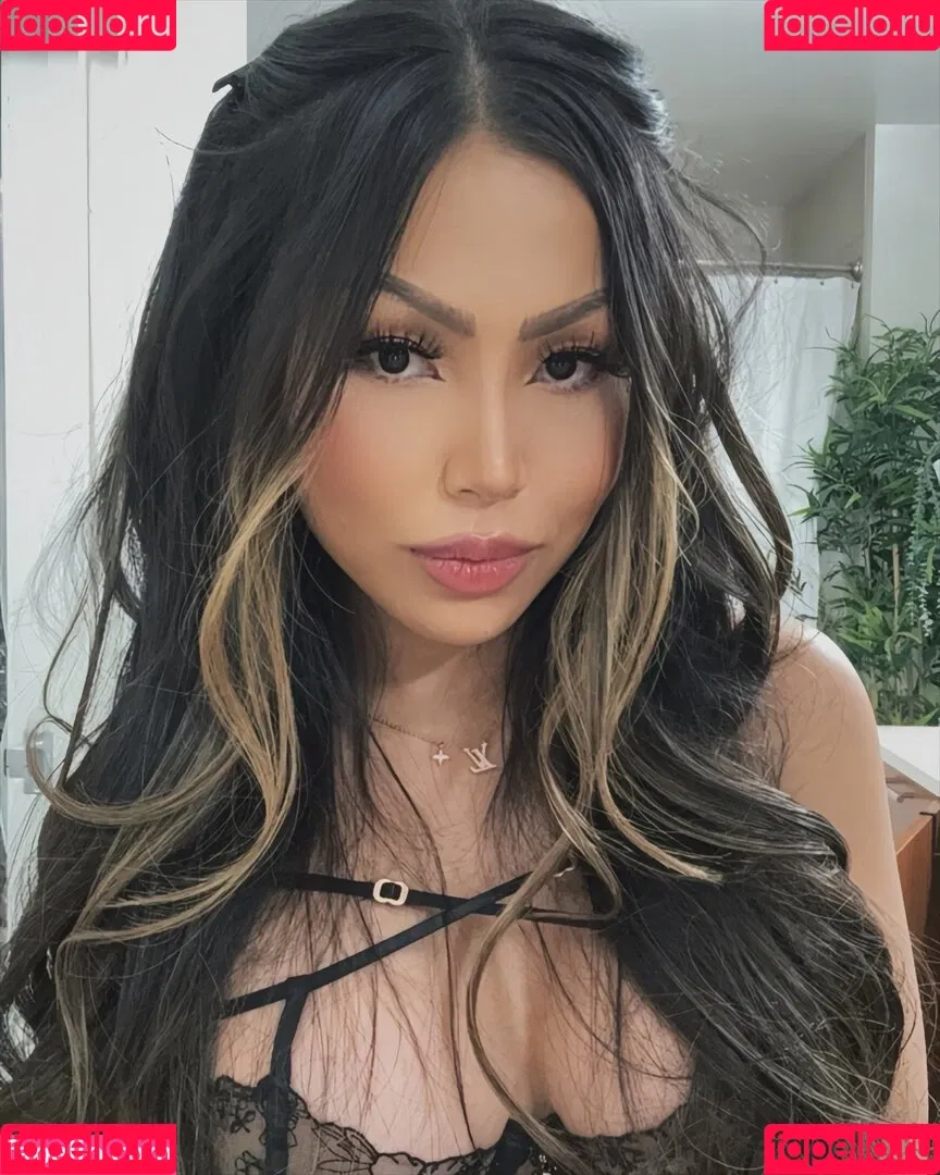 Jane Yum / Jane Yumul / janeymeow / janeyum Onlyfans Photo Gallery 