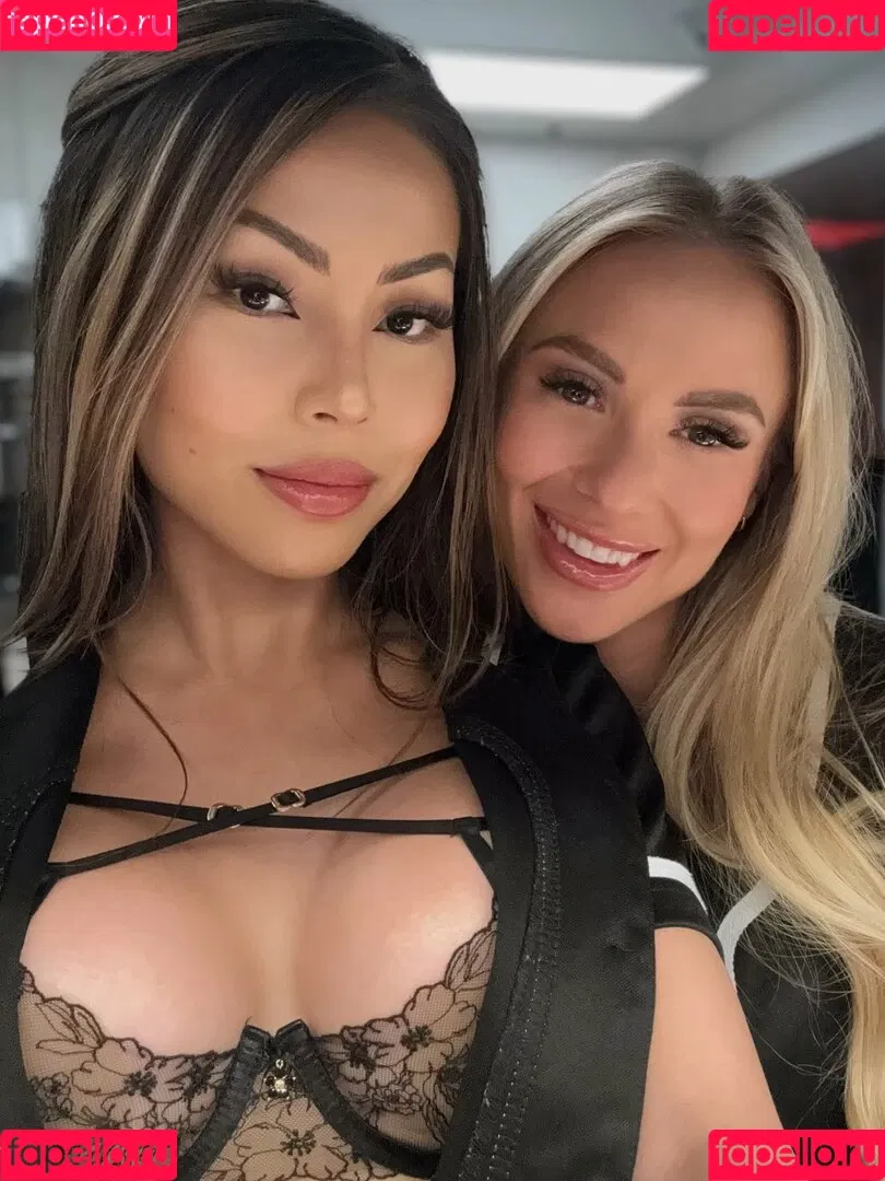 Jane Yum / Jane Yumul / janeymeow / janeyum Onlyfans Photo Gallery 