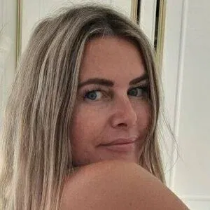 Caly Morgan / calymel / i_am_caly_ Onlyfans Photo Gallery 