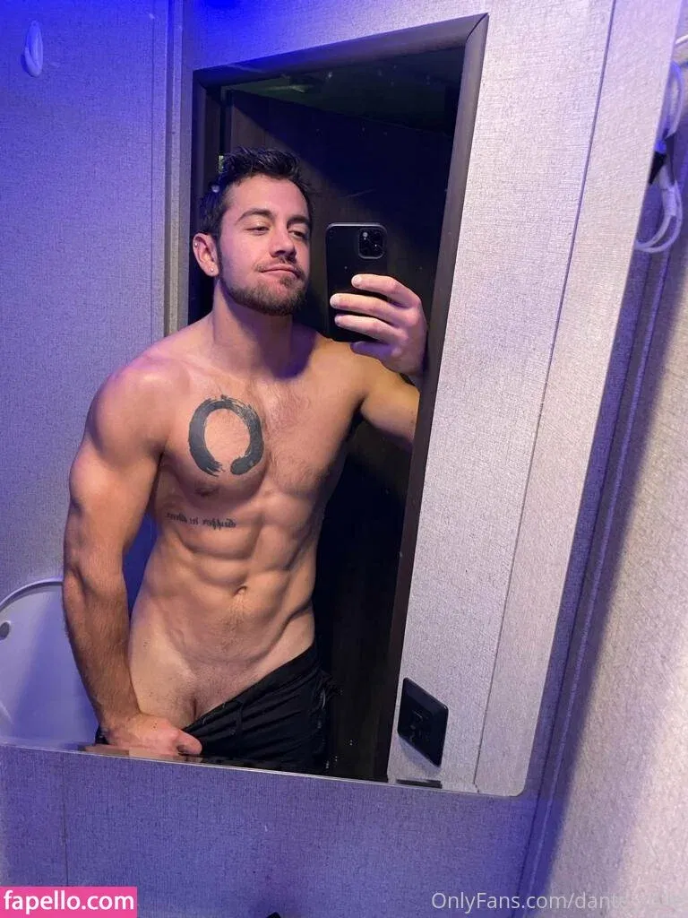 dante_colle / hippiegq_ Onlyfans Photo Gallery 