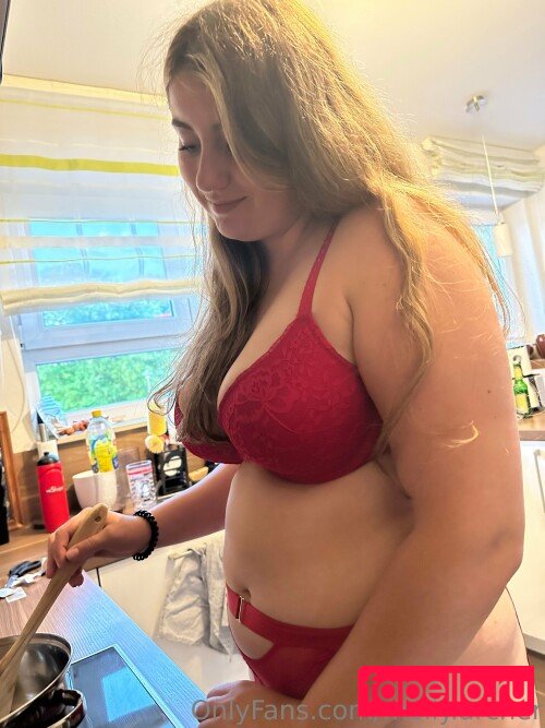 Molly Archer Nude Onlyfans Photo 36
