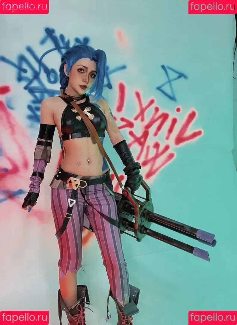 Jinx Cosplay Arcane / LeagueLegends / jinxedyumeria Onlyfans Photo Gallery 