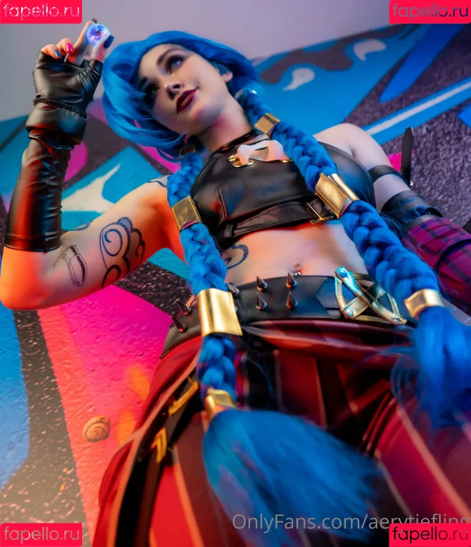 Jinx Cosplay Arcane / LeagueLegends / jinxedyumeria Onlyfans Photo Gallery 