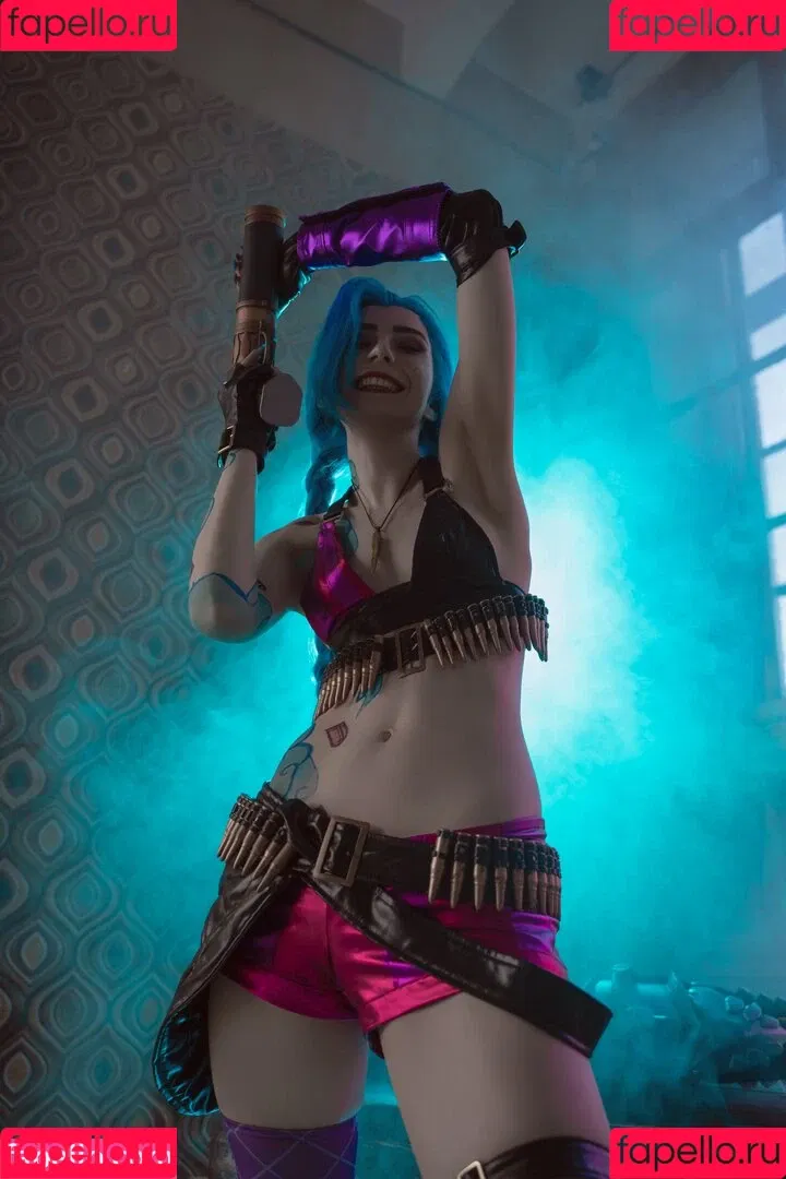 Jinx Cosplay Arcane / LeagueLegends / jinxedyumeria Onlyfans Photo Gallery 