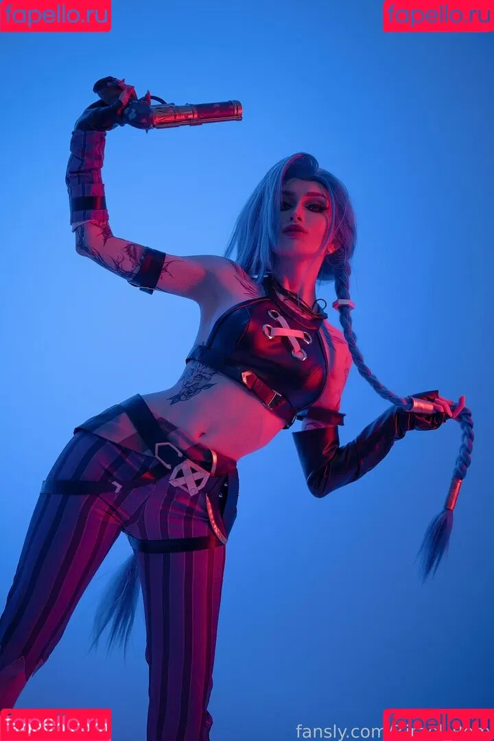 Jinx Cosplay Arcane / LeagueLegends / jinxedyumeria Onlyfans Photo Gallery 