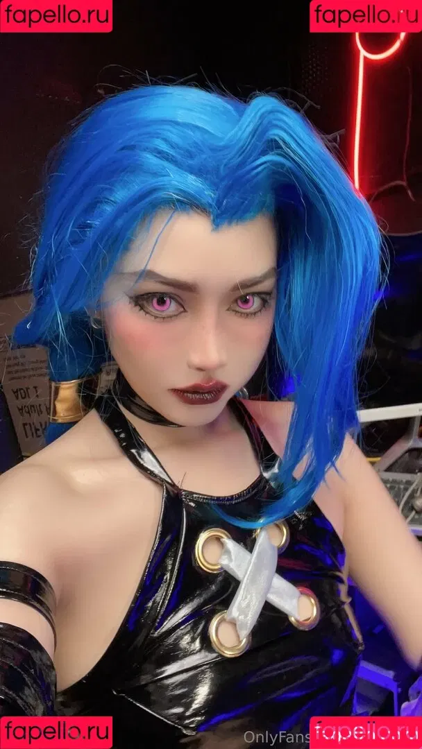Jinx Cosplay Arcane / LeagueLegends / jinxedyumeria Onlyfans Photo Gallery 
