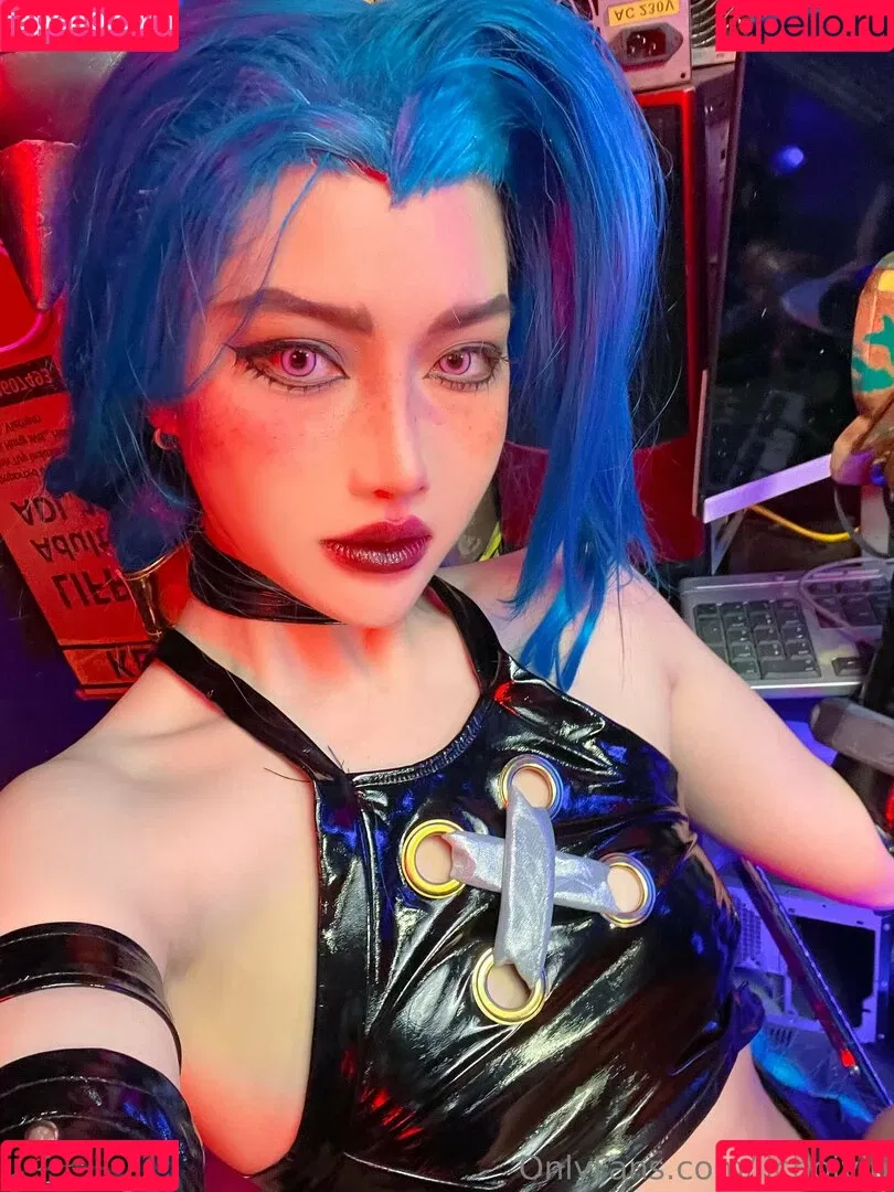 Jinx Cosplay Arcane / LeagueLegends / jinxedyumeria Onlyfans Photo Gallery 