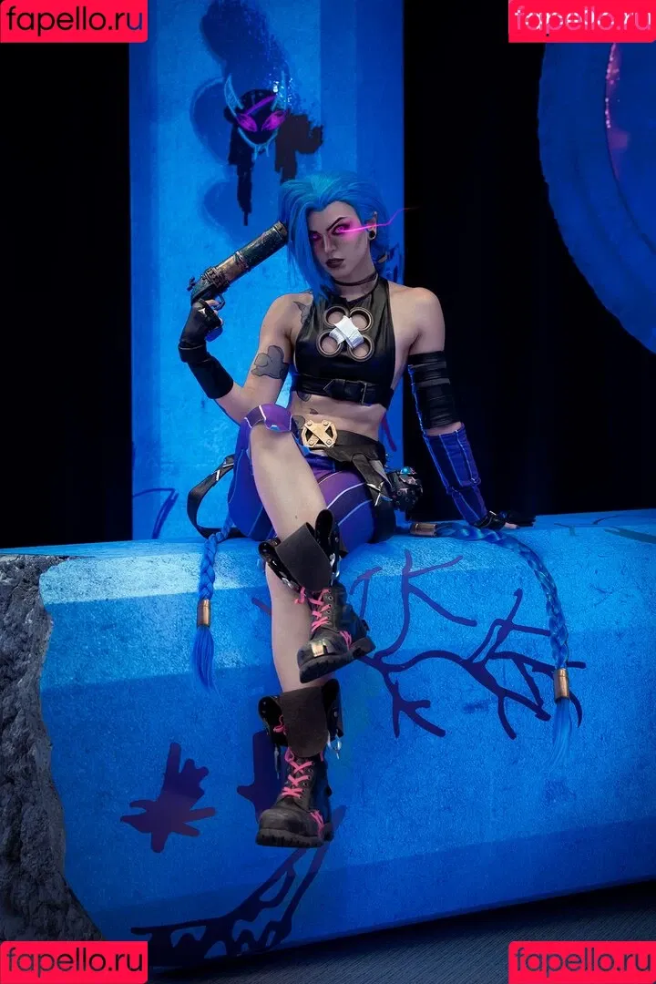 Jinx Cosplay Arcane / LeagueLegends / jinxedyumeria Onlyfans Photo Gallery 