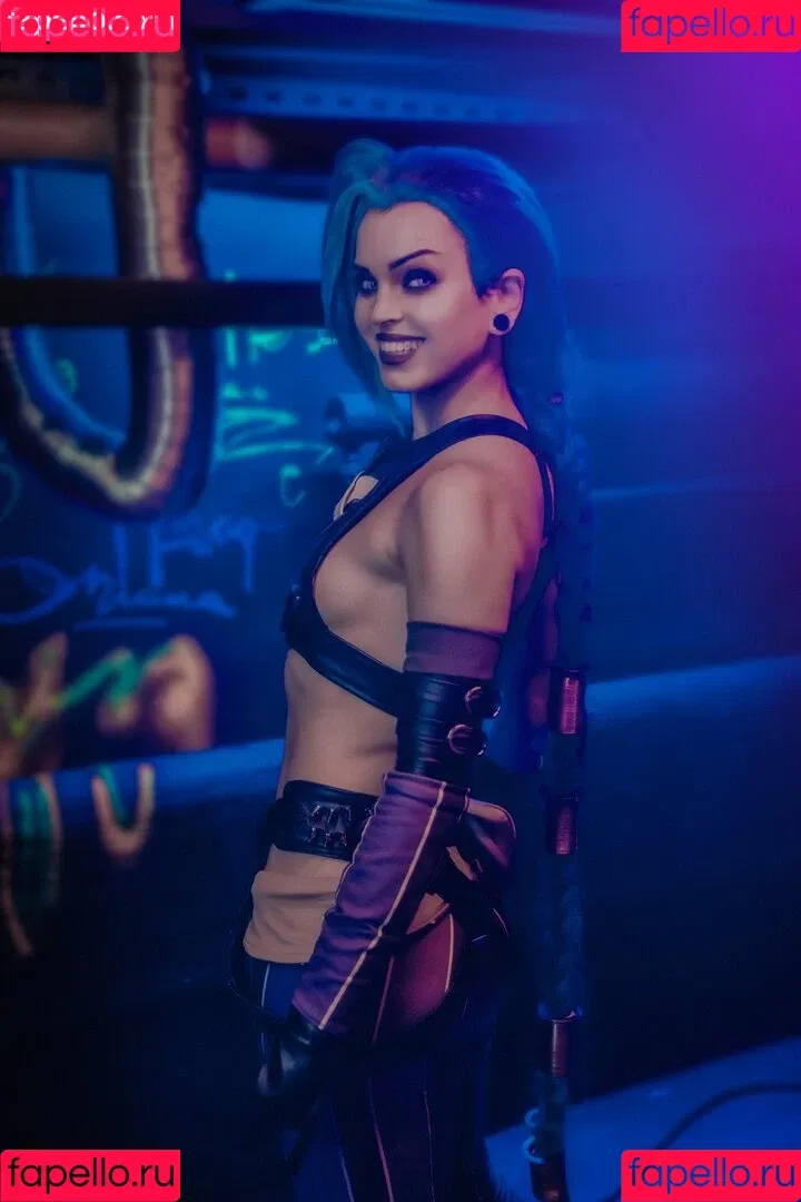 Jinx Cosplay Arcane / LeagueLegends / jinxedyumeria Onlyfans Photo Gallery 