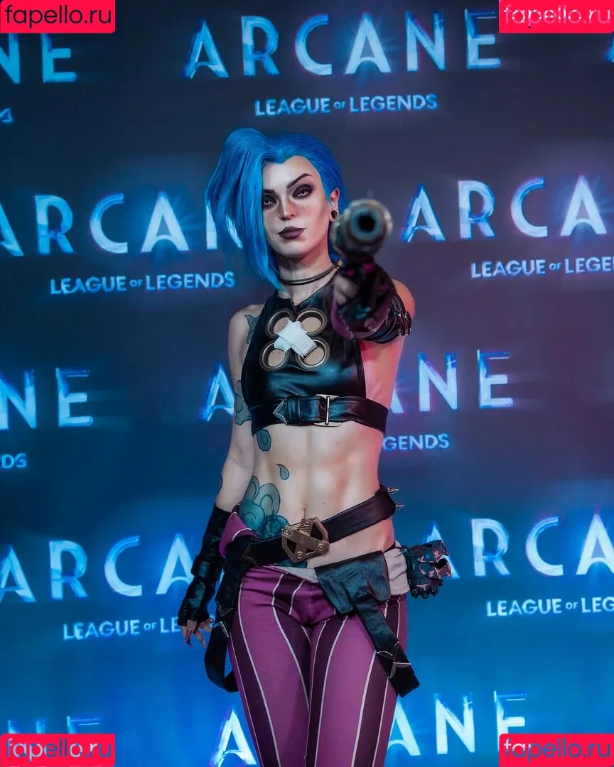 Jinx Cosplay Arcane / LeagueLegends / jinxedyumeria Onlyfans Photo Gallery 