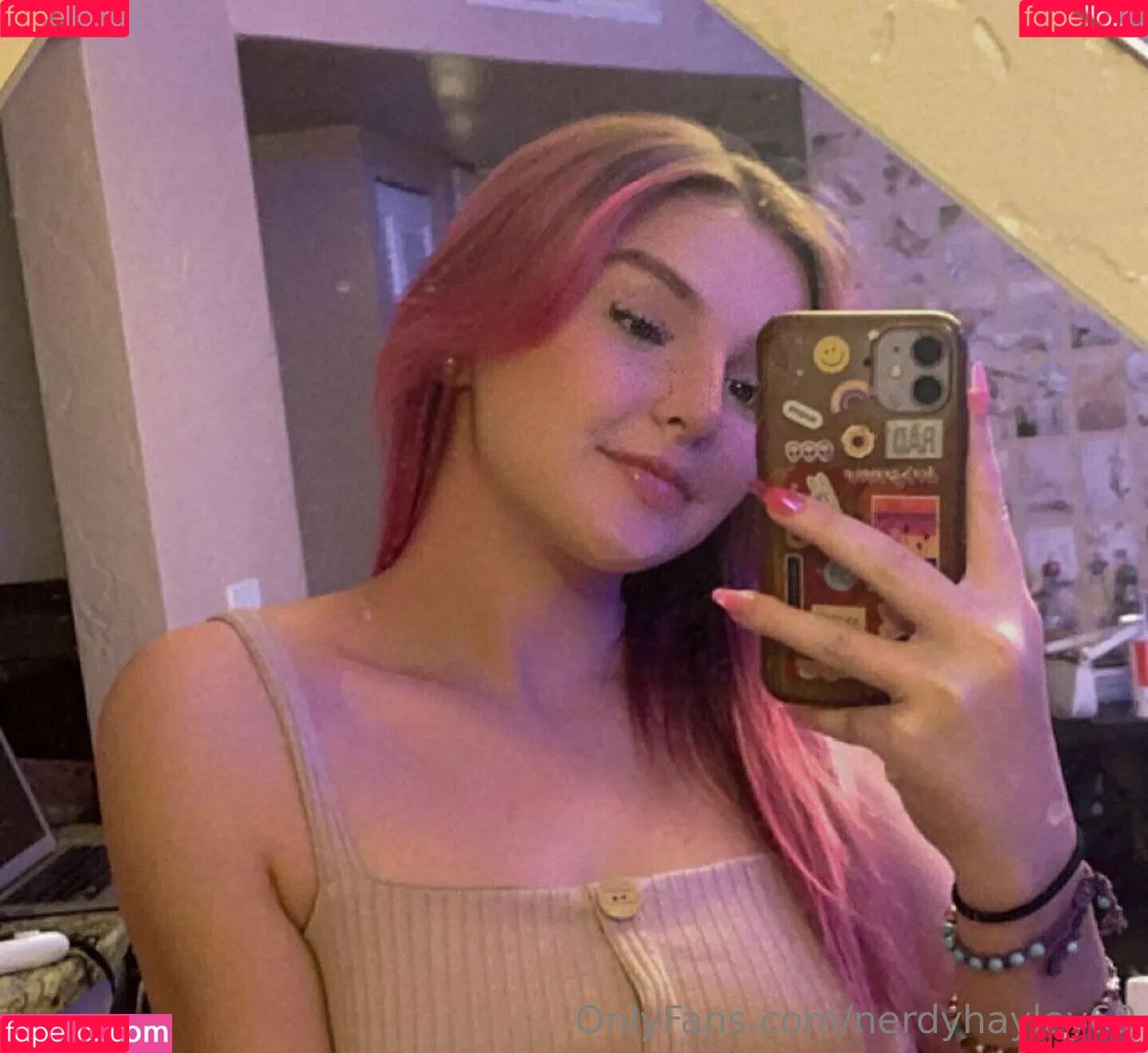chaseelynnx / nerdyhayley69 Onlyfans Photo Gallery 