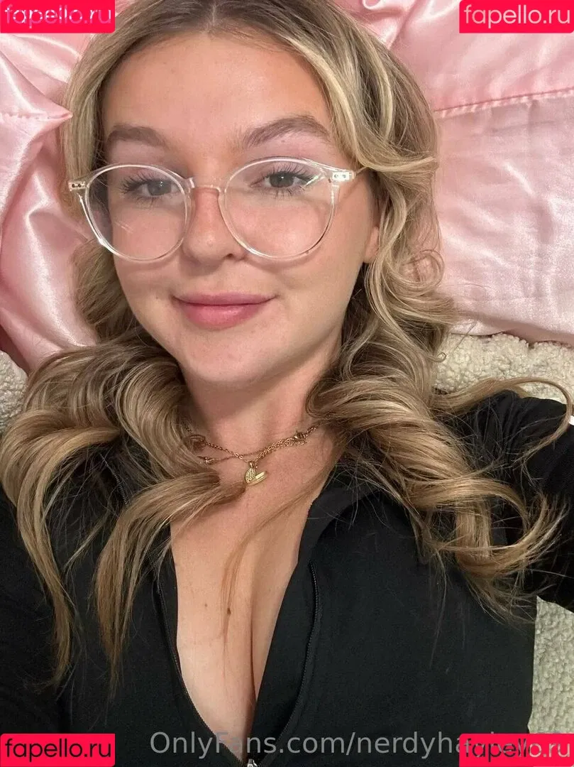 chaseelynnx / nerdyhayley69 Onlyfans Photo Gallery 