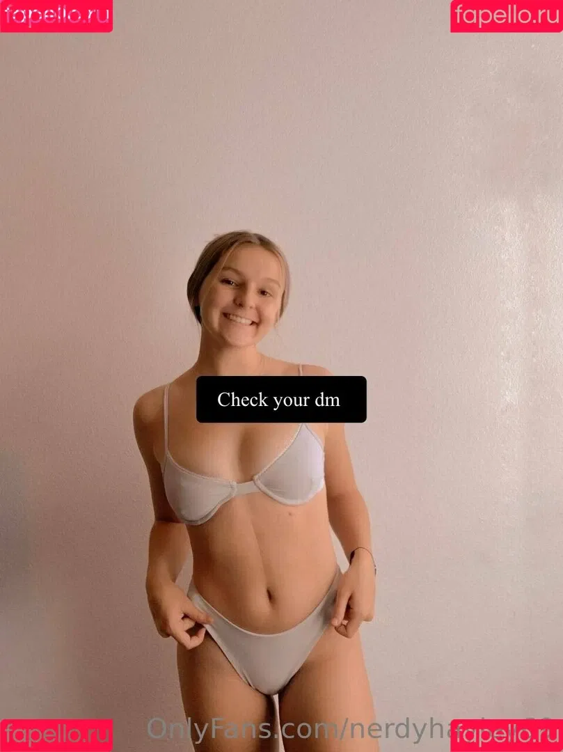 chaseelynnx / nerdyhayley69 Onlyfans Photo Gallery 