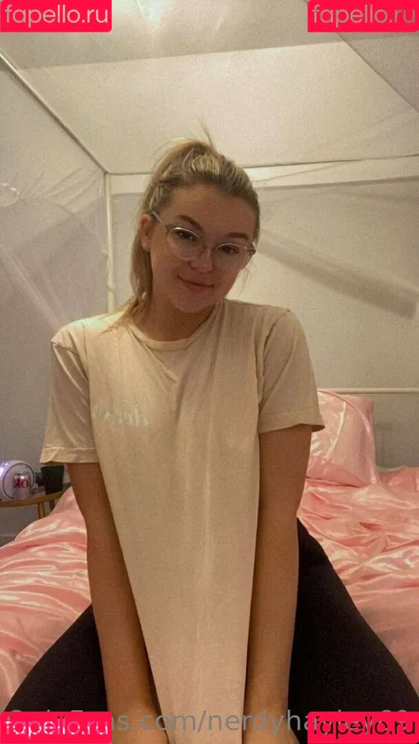 chaseelynnx / nerdyhayley69 Onlyfans Photo Gallery 