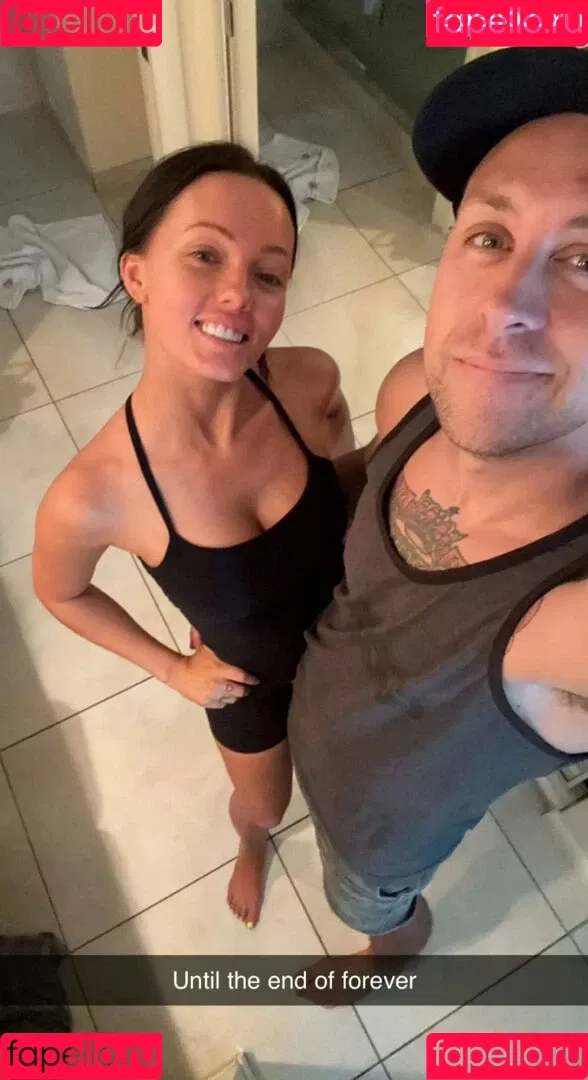 Brittney Atwood / Brittney Smith / _little_britt_ / brittneyatwood / brittneylsmith Onlyfans Photo Gallery 