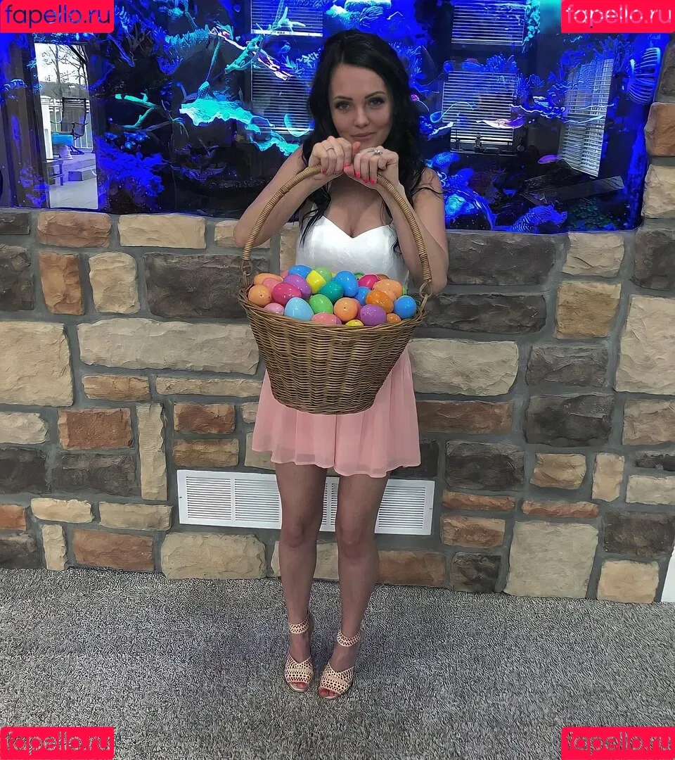 Brittney Atwood / Brittney Smith / _little_britt_ / brittneyatwood / brittneylsmith Onlyfans Photo Gallery 