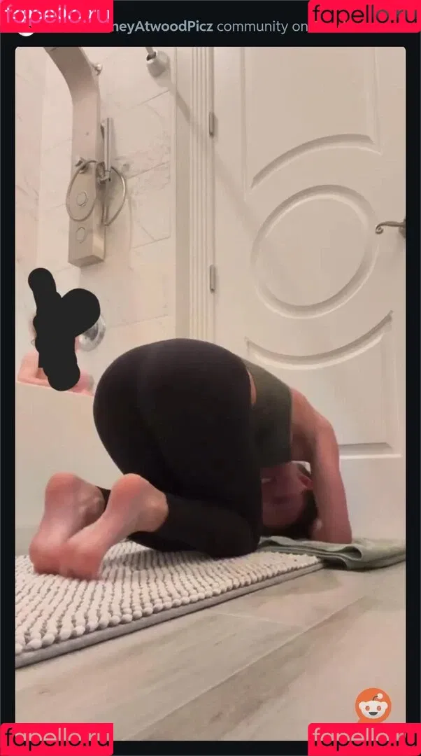 Brittney Atwood / Brittney Smith / _little_britt_ / brittneyatwood / brittneylsmith Onlyfans Photo Gallery 