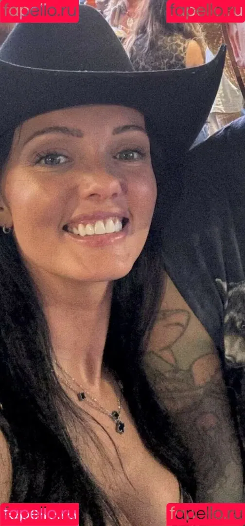 Brittney Atwood / Brittney Smith / _little_britt_ / brittneyatwood / brittneylsmith Onlyfans Photo Gallery 