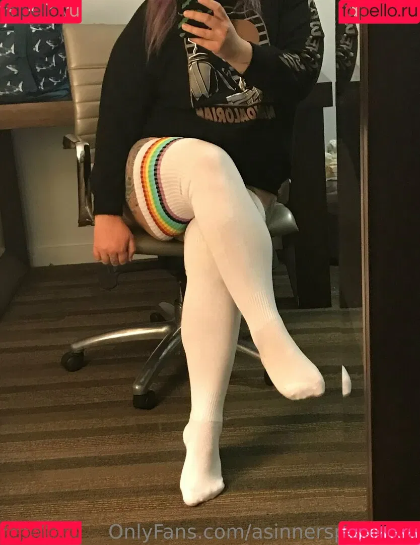 asinnersparadise / jennykristiina_ Onlyfans Photo Gallery 