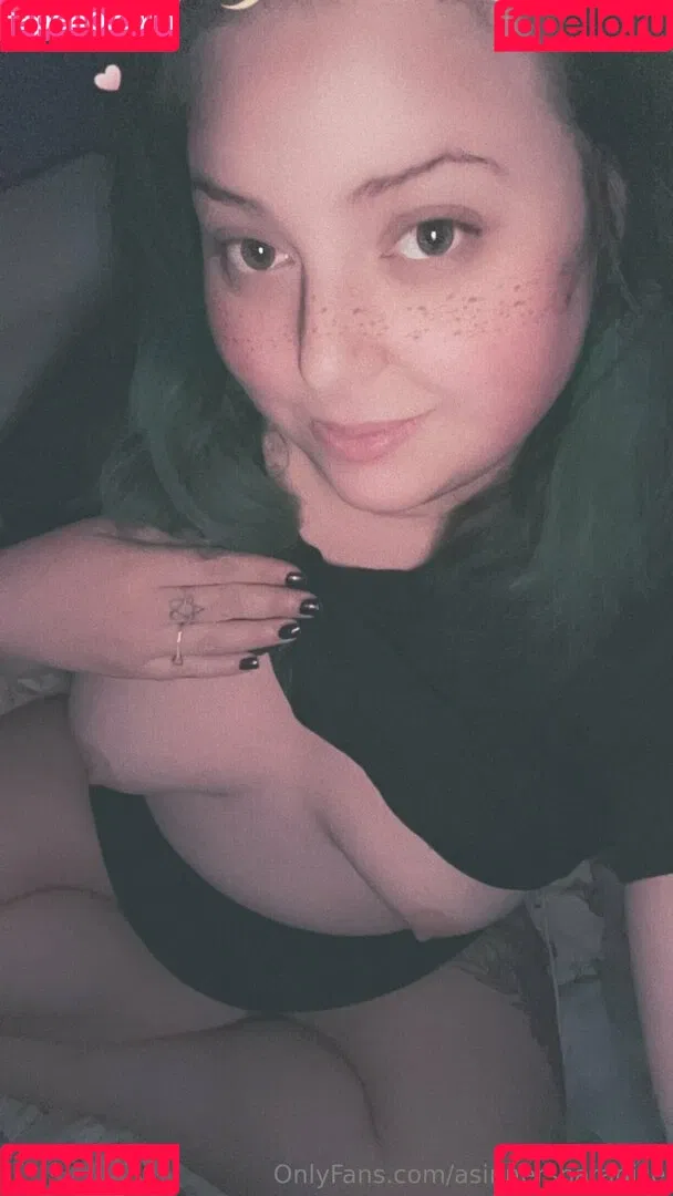 asinnersparadise / jennykristiina_ Onlyfans Photo Gallery 