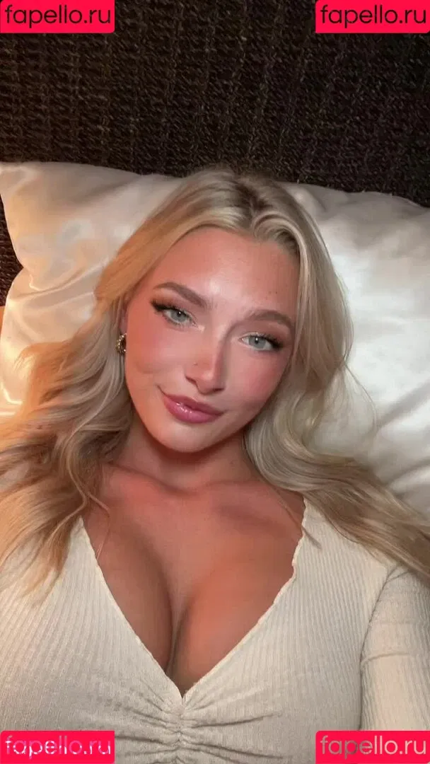 Aspen Faye / aspenfaye / aspenfayeofficial Onlyfans Photo Gallery 