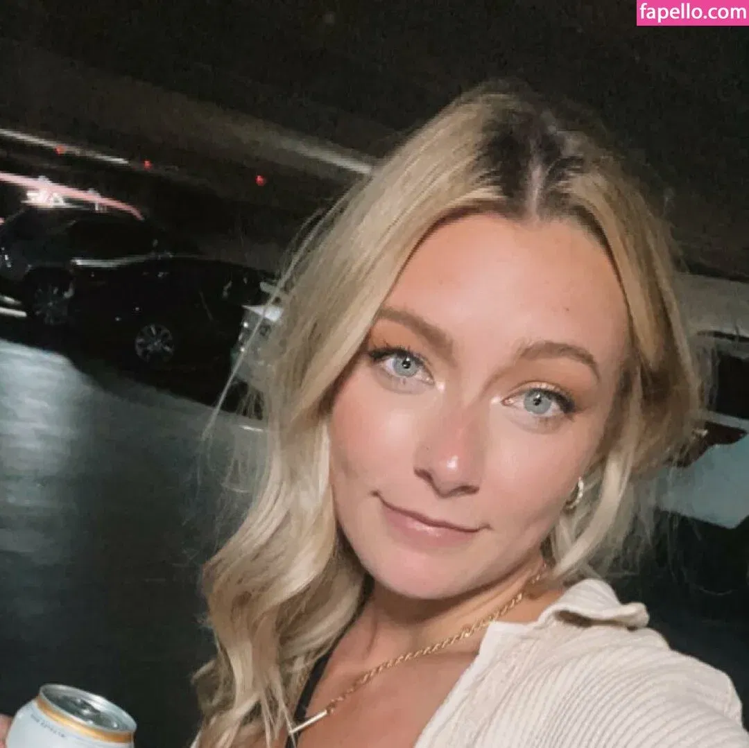 Aspen Faye / aspenfaye / aspenfayeofficial Onlyfans Photo Gallery 