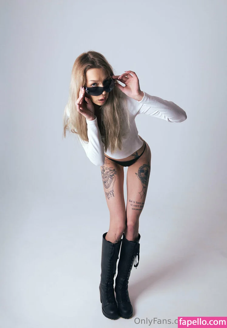 patusia Nude Onlyfans Photo 19