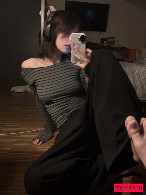 Qusakabi Nude Onlyfans Photo 33