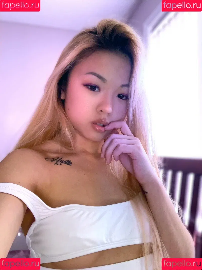 Lulu Chu / loveluluchu / luluchuofficial Onlyfans Photo Gallery 