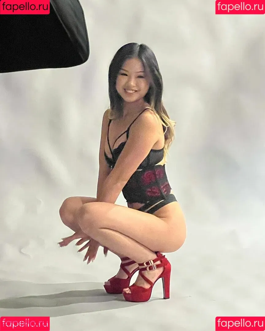 Lulu Chu / loveluluchu / luluchuofficial Onlyfans Photo Gallery 