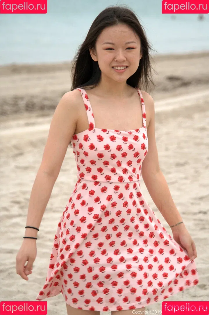 Lulu Chu / loveluluchu / luluchuofficial Onlyfans Photo Gallery 