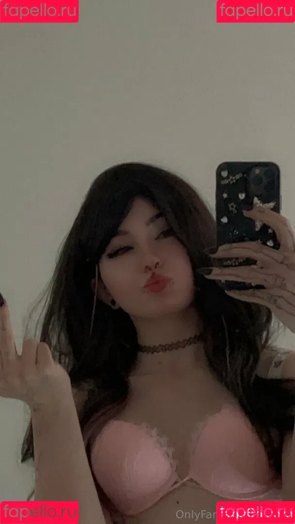 cybr.grl / cybrgrlfrnd Onlyfans Photo Gallery 
