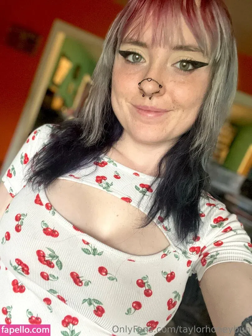 honeybuns_cosplay / taylorhoneybun Onlyfans Photo Gallery 