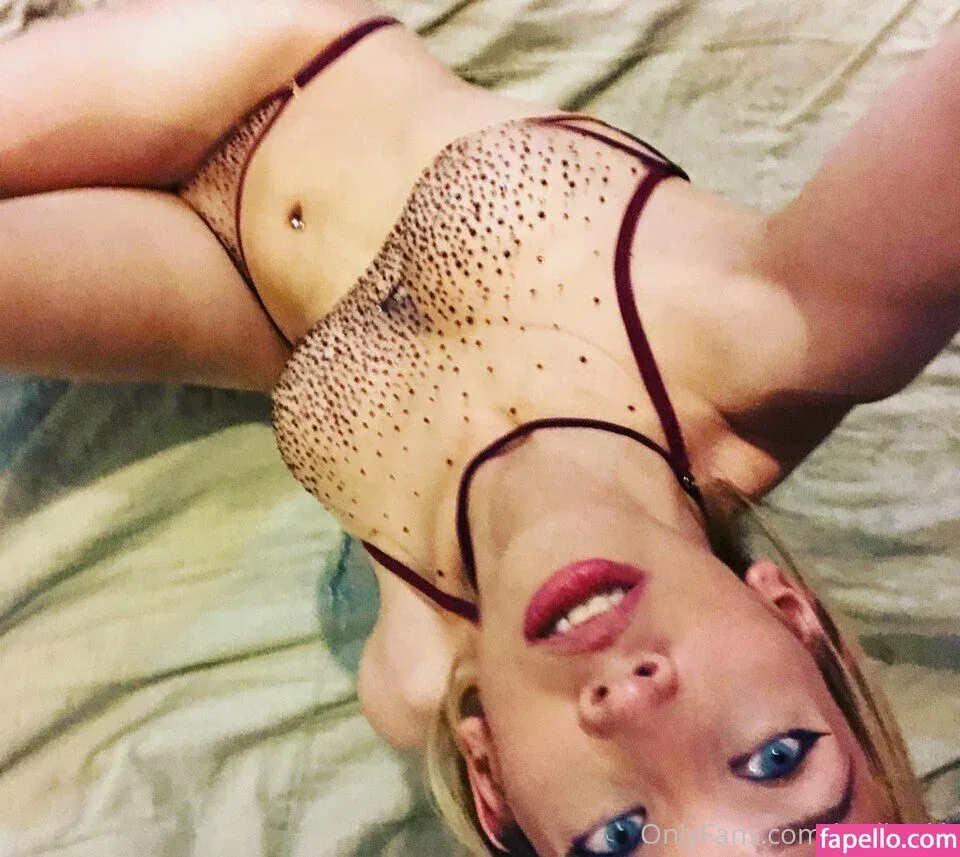 bad.k.bad / badbad.k Onlyfans Photo Gallery 