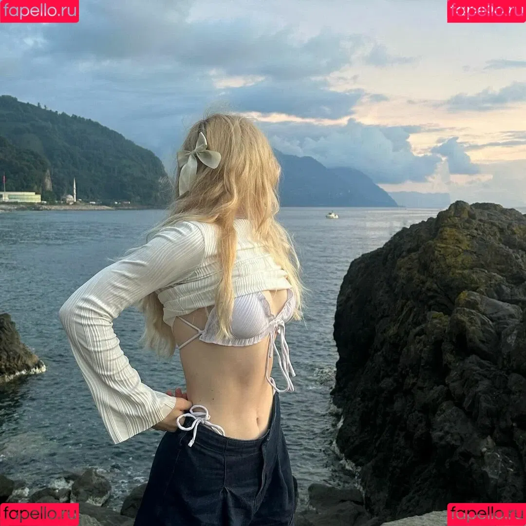 Nikki Beiar / nikkibearvip / nikkibeiar Onlyfans Photo Gallery 