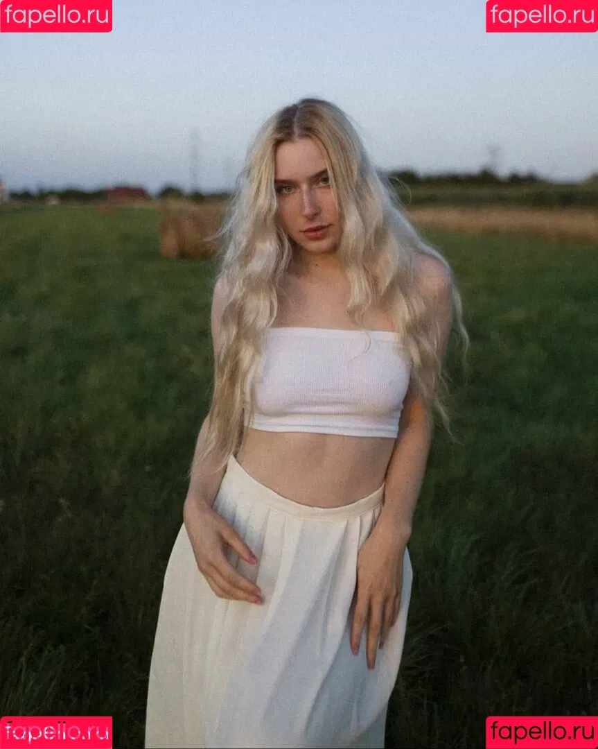 Nikki Beiar / nikkibearvip / nikkibeiar Onlyfans Photo Gallery 