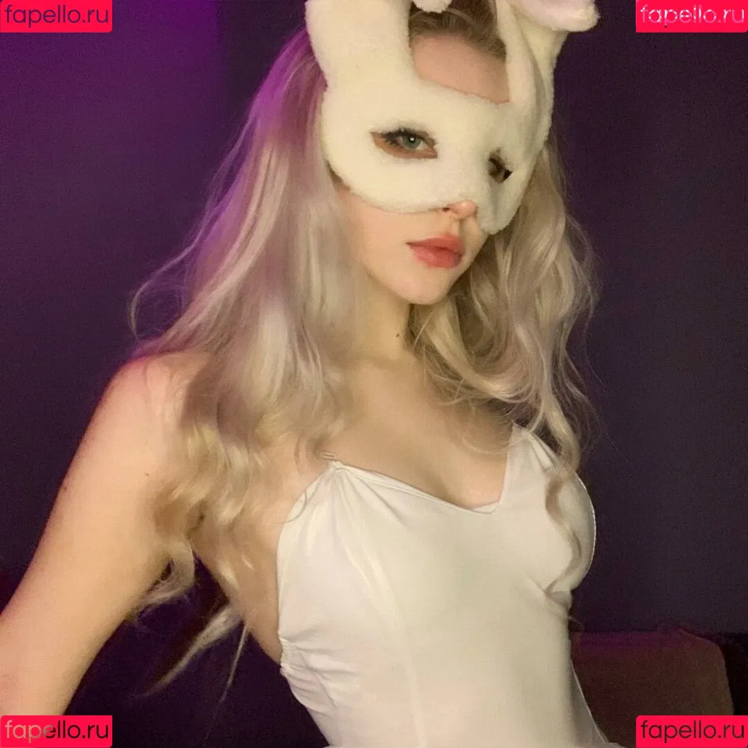Nikki Beiar / nikkibearvip / nikkibeiar Onlyfans Photo Gallery 