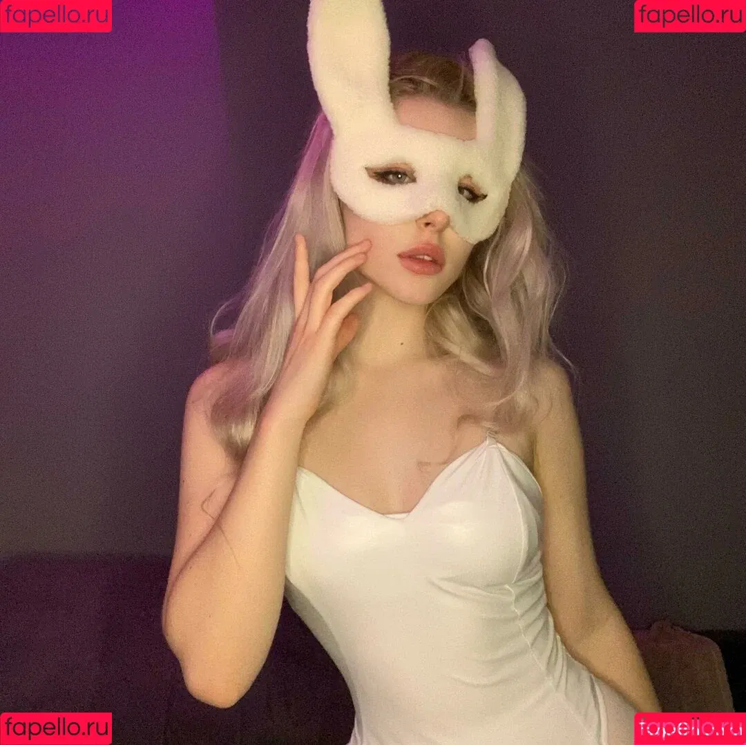 Nikki Beiar / nikkibearvip / nikkibeiar Onlyfans Photo Gallery 