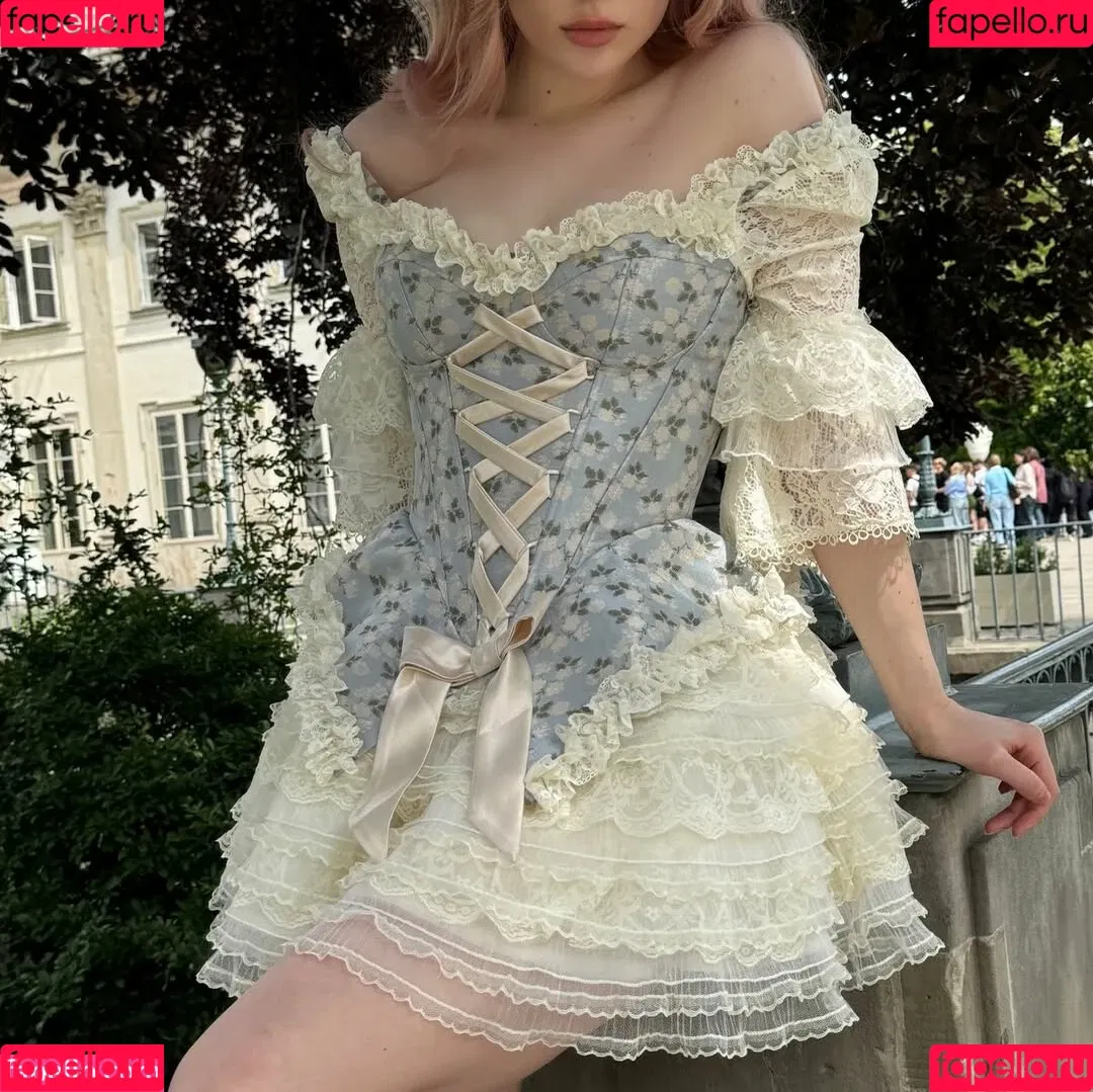 Nikki Beiar / nikkibearvip / nikkibeiar Onlyfans Photo Gallery 
