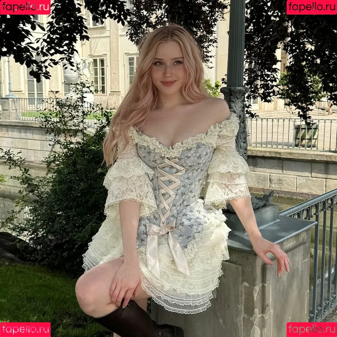 Nikki Beiar / nikkibearvip / nikkibeiar Onlyfans Photo Gallery 