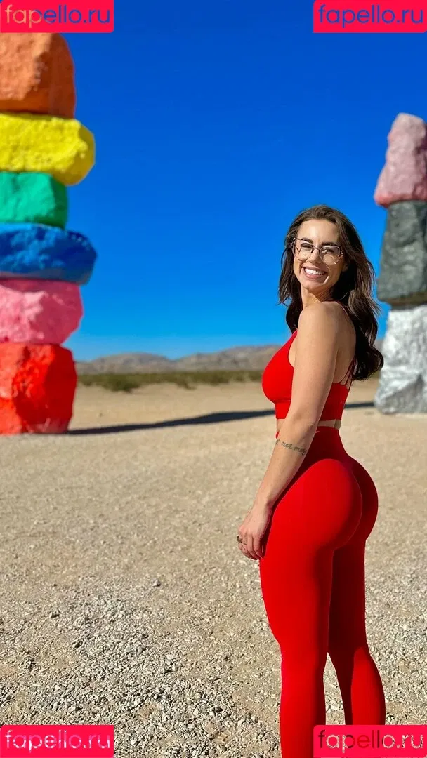Maddison Noel / maddison.noel / madinoelll Onlyfans Photo Gallery 