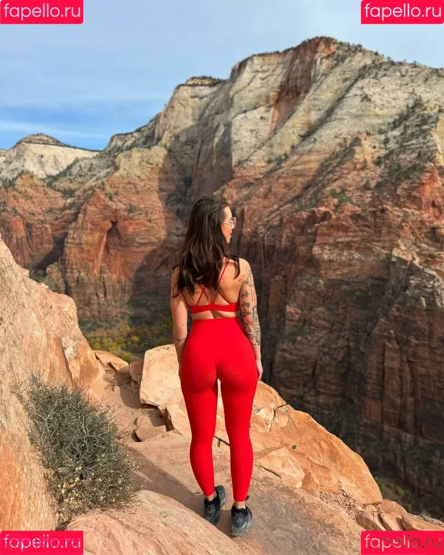 Maddison Noel / maddison.noel / madinoelll Onlyfans Photo Gallery 