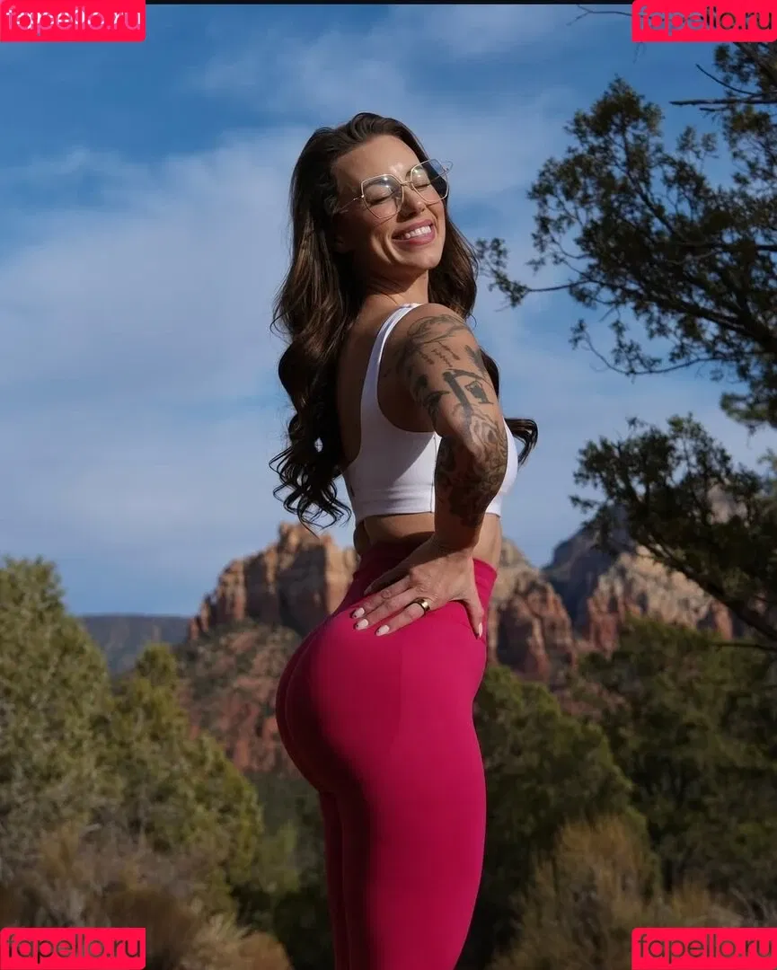 Maddison Noel / maddison.noel / madinoelll Onlyfans Photo Gallery 