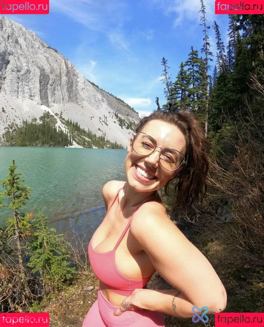 Maddison Noel / maddison.noel / madinoelll Onlyfans Photo Gallery 