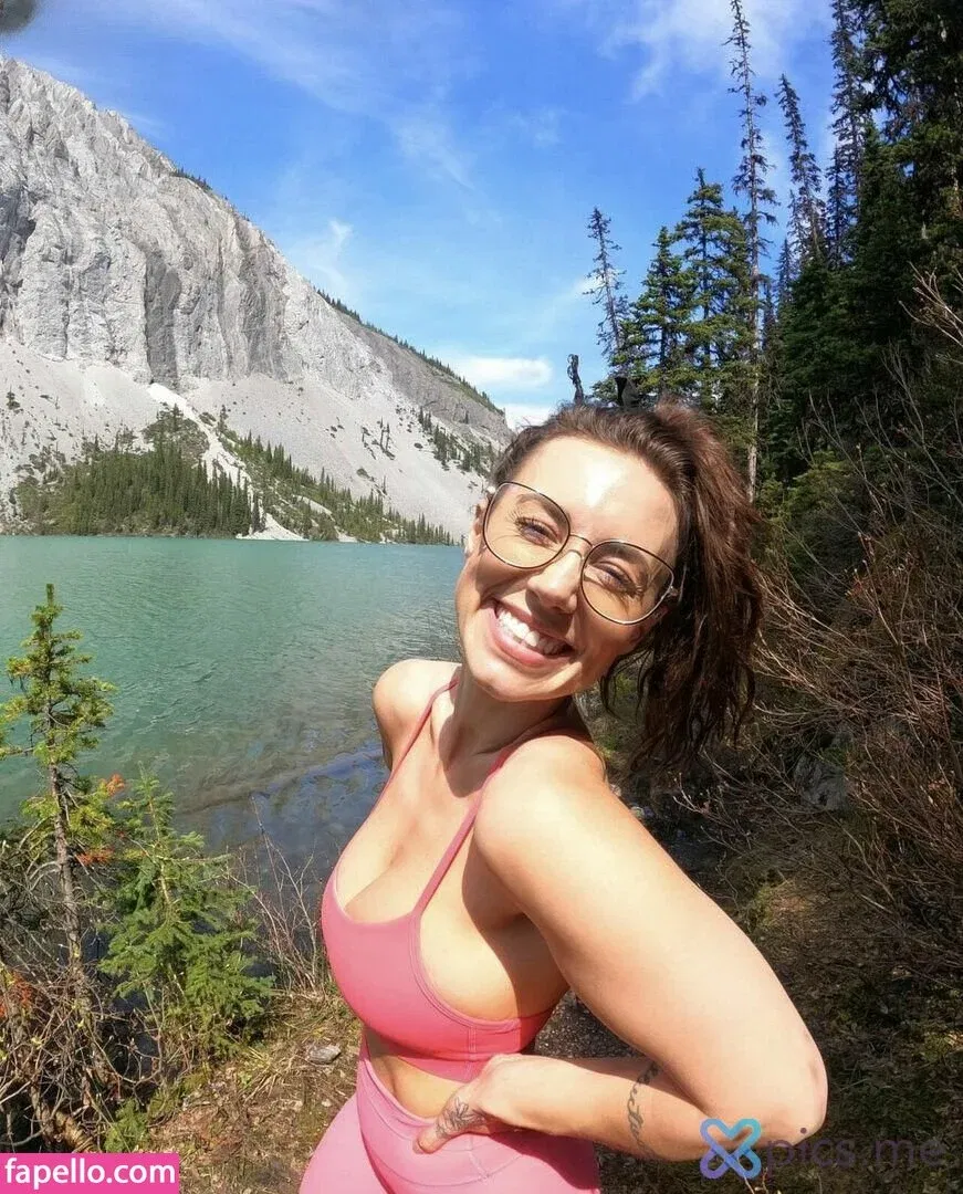 Maddison Noel / maddison.noel / madinoelll Onlyfans Photo Gallery 